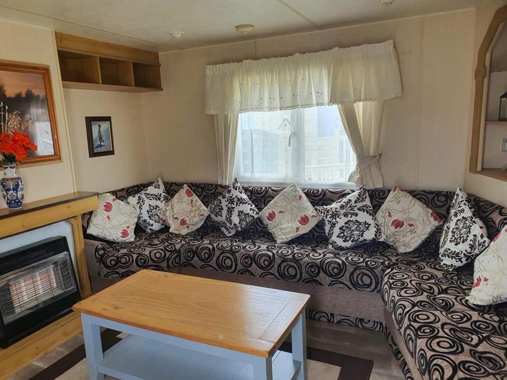 Family Caravan Sandhills 117, Skegness