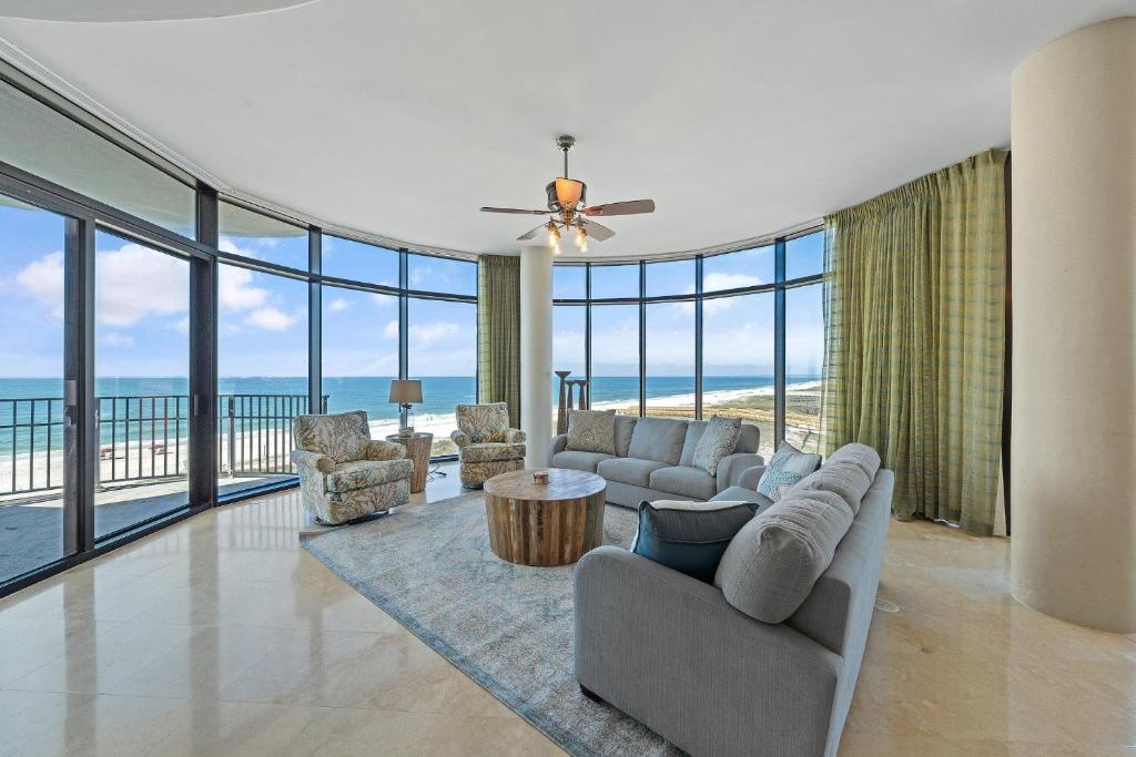 Capri 302, Perdido Key