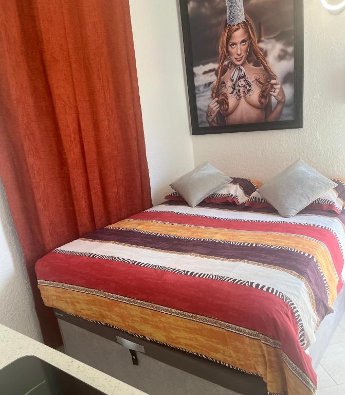 BEGOOD'IZ naturiste Studio indépendant au calme au coeur du village - 1