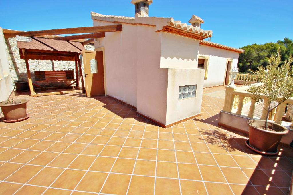 Bahia - spacious family villa with private pool in Moraira - 5
