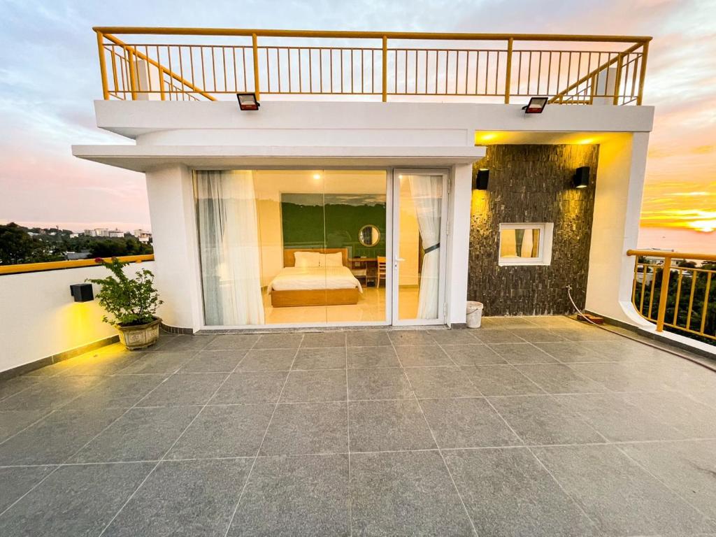 โรงแรมเซลลิง (Sailing Hotel)