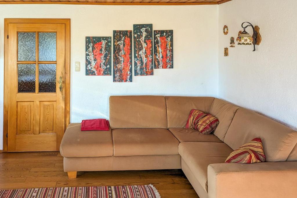 Private Farmhouse Escape - Ideal for up to 8 Guests - 2