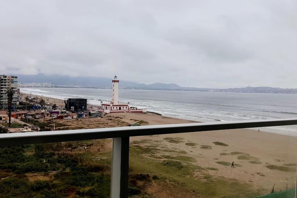 Depto Completo Vista al Faro y playa - 3