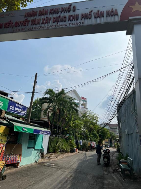 Nhà nghỉ nam phương, Thủ dầu một