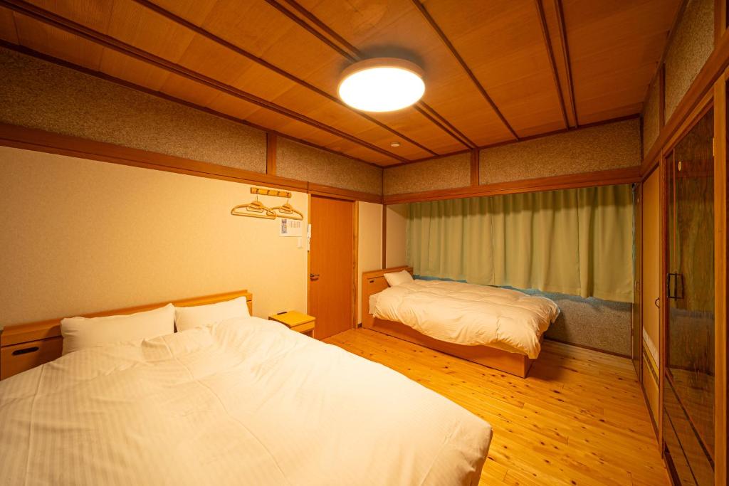 5. Takachih..
