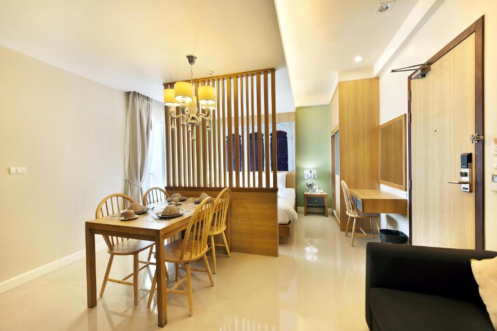 Facilities, Ratana Hotel Rassada in Phuket