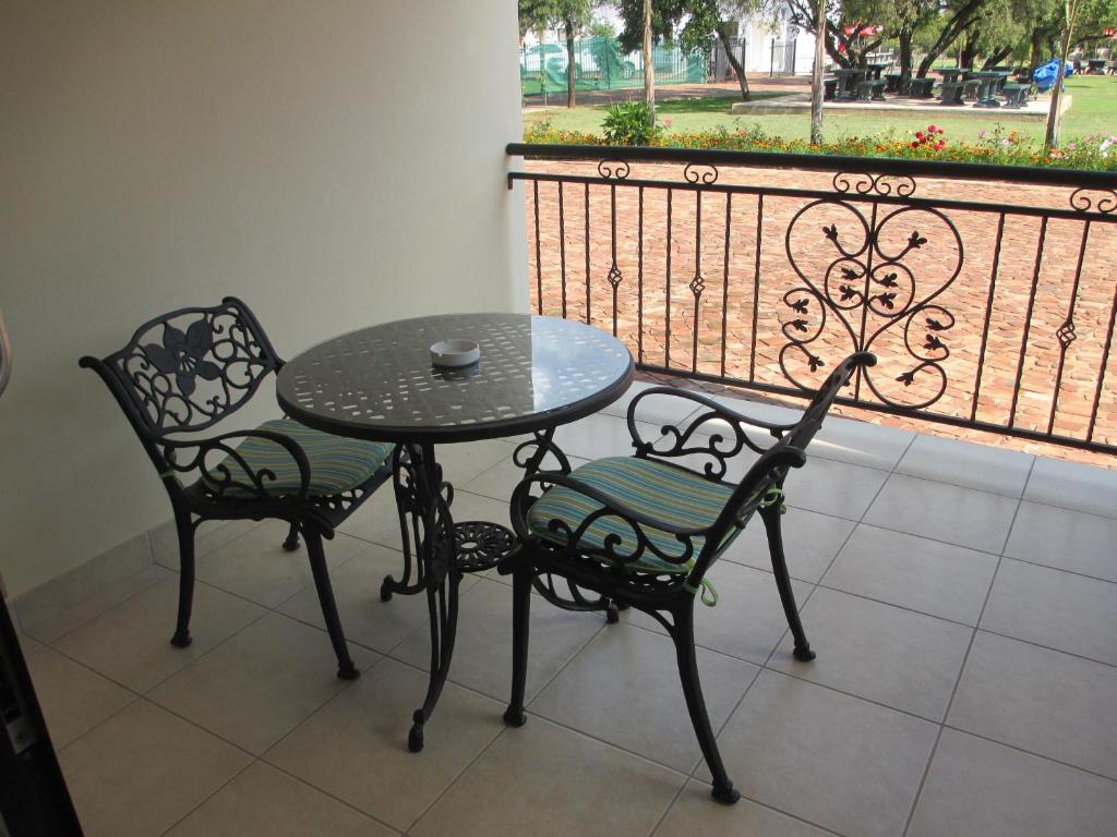 Casa Bianca Guest Lodge photo