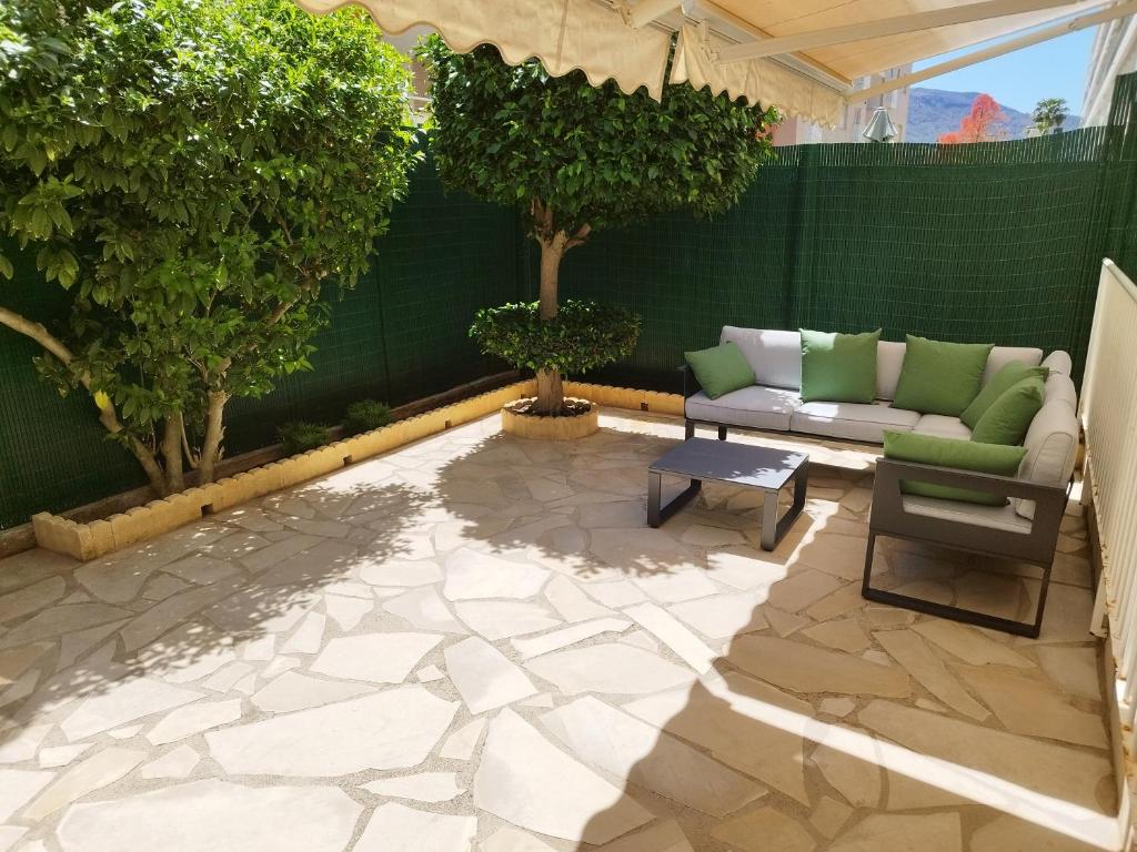 Apartamento familiar con piscina y pádel - 2