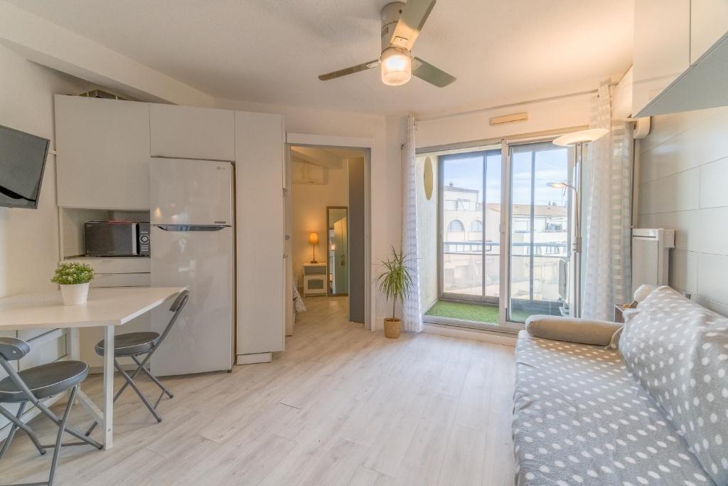 Appt t2 cabine clim parking privée vu mer - 5