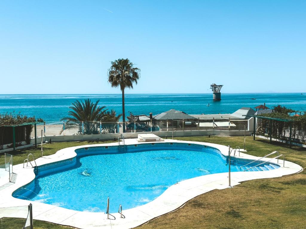 Marbella Beachfront - Exclusivo apartamento en primera linea de playa - 3
