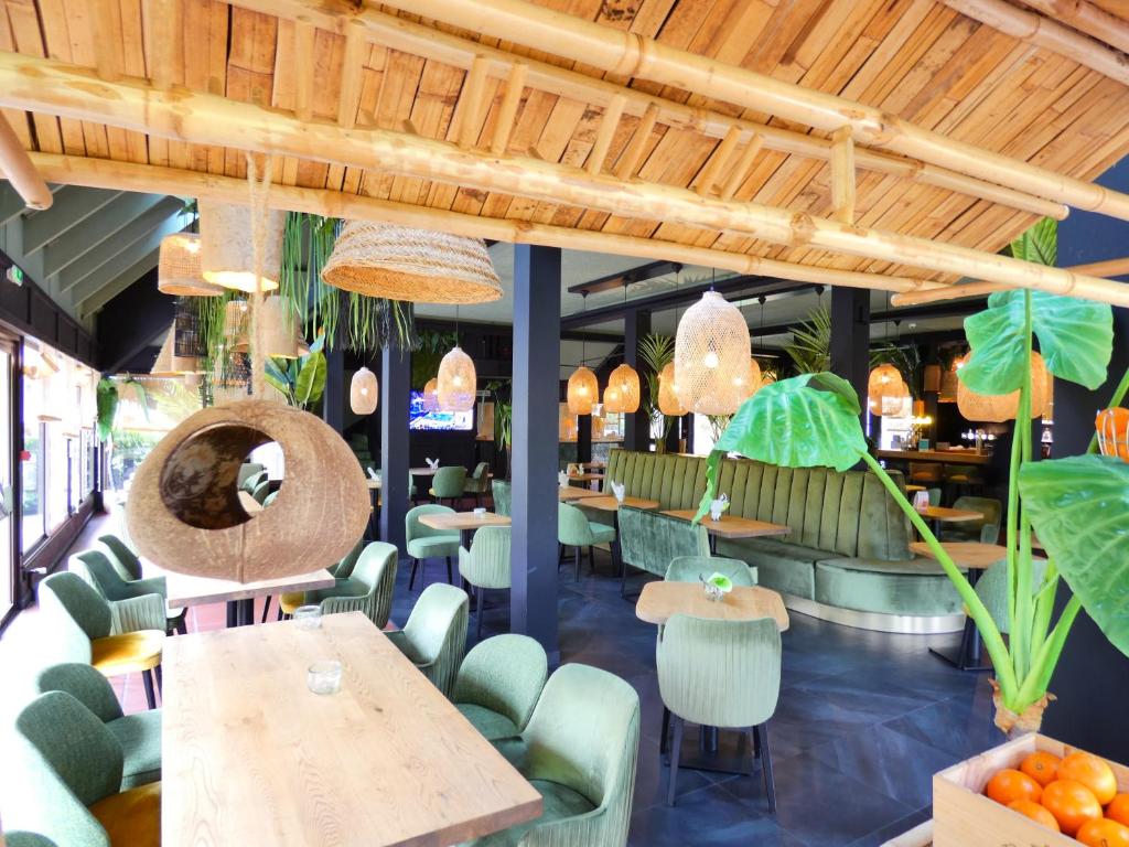 Bar/lounge