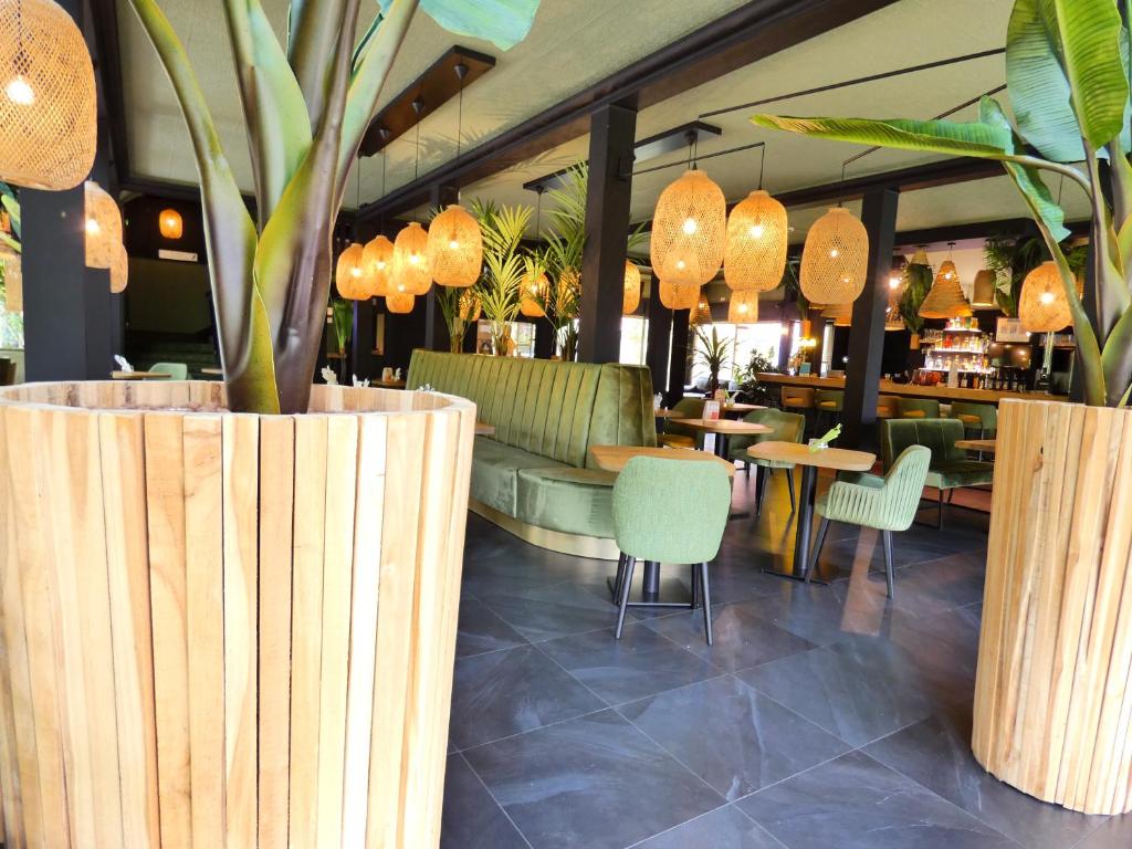 Bar/lounge