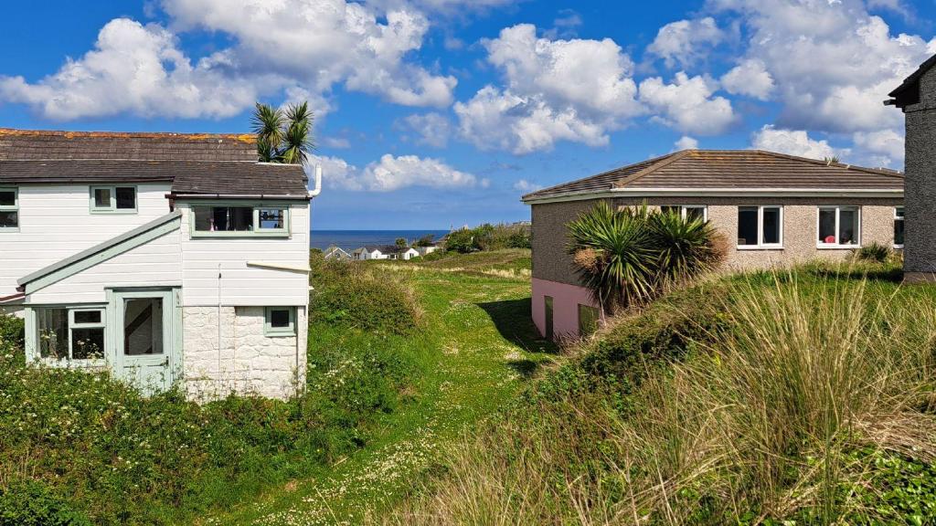 B49 Capri, Riviere Towans, Hayle