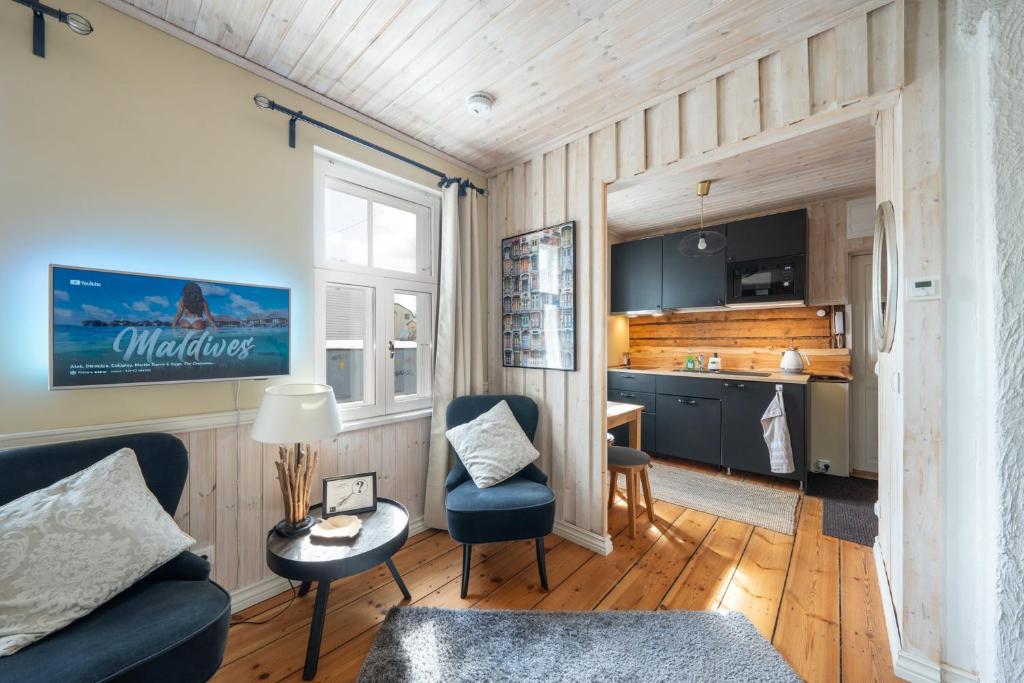 Garden Studio next to Telliskivi & Old Town, Tallinn