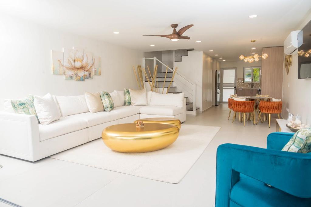 Stella Vista - Luxury Condo in Jolly Harbour, Jolly Harbour