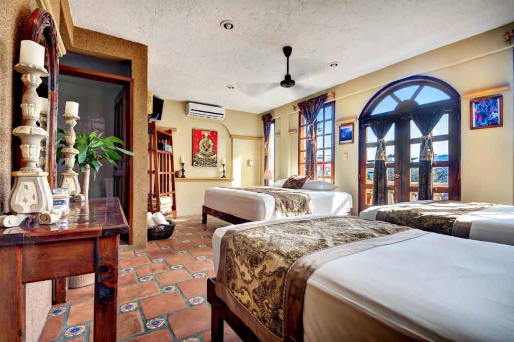 Hotel Cielo - 3