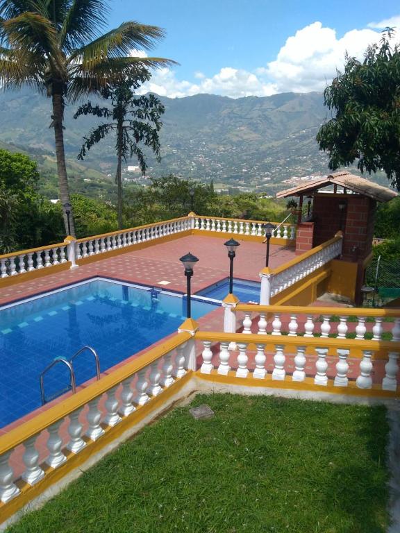 Villa Yolanda - 1