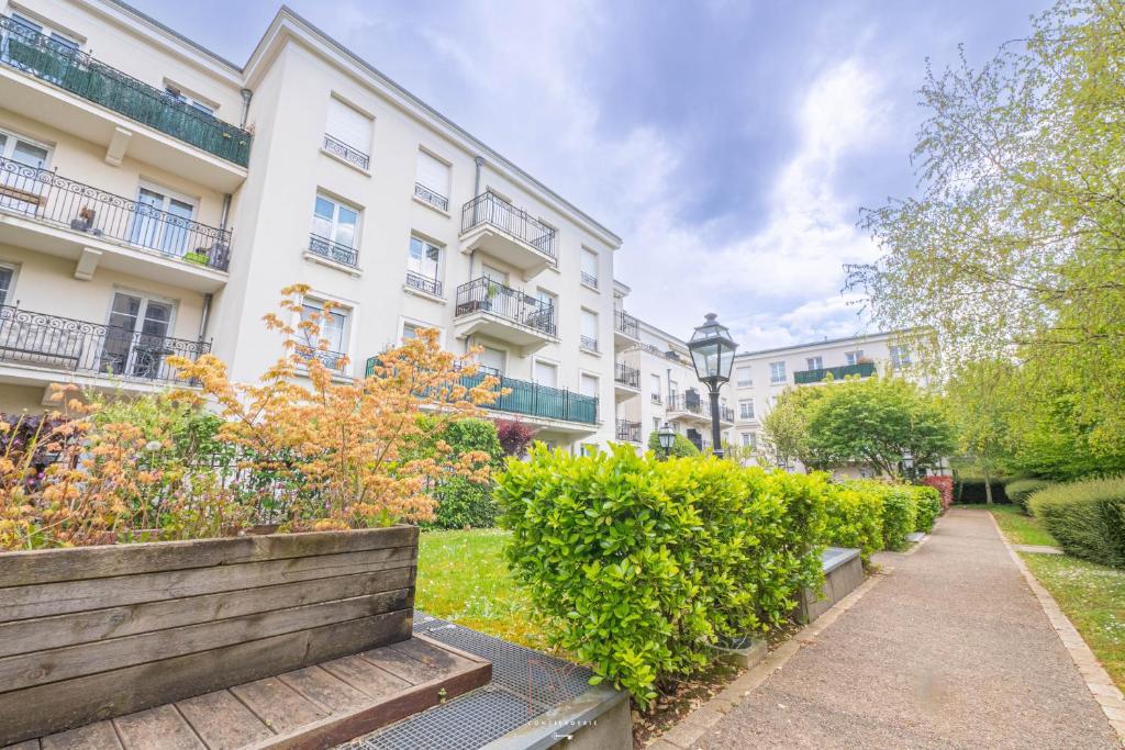 *Disneyland-Paris*4pers, Wifi, Parking - 5