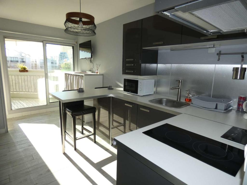 Studio Cabine Moderne, 100m de la Plage, Parking et Wifi Inclus - FR-1-328-253 - 4