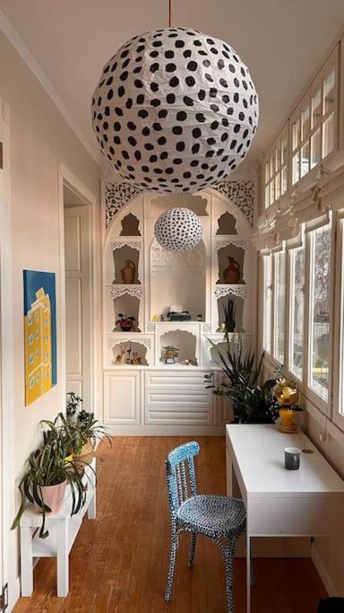 AAA apartment 12, Taškent