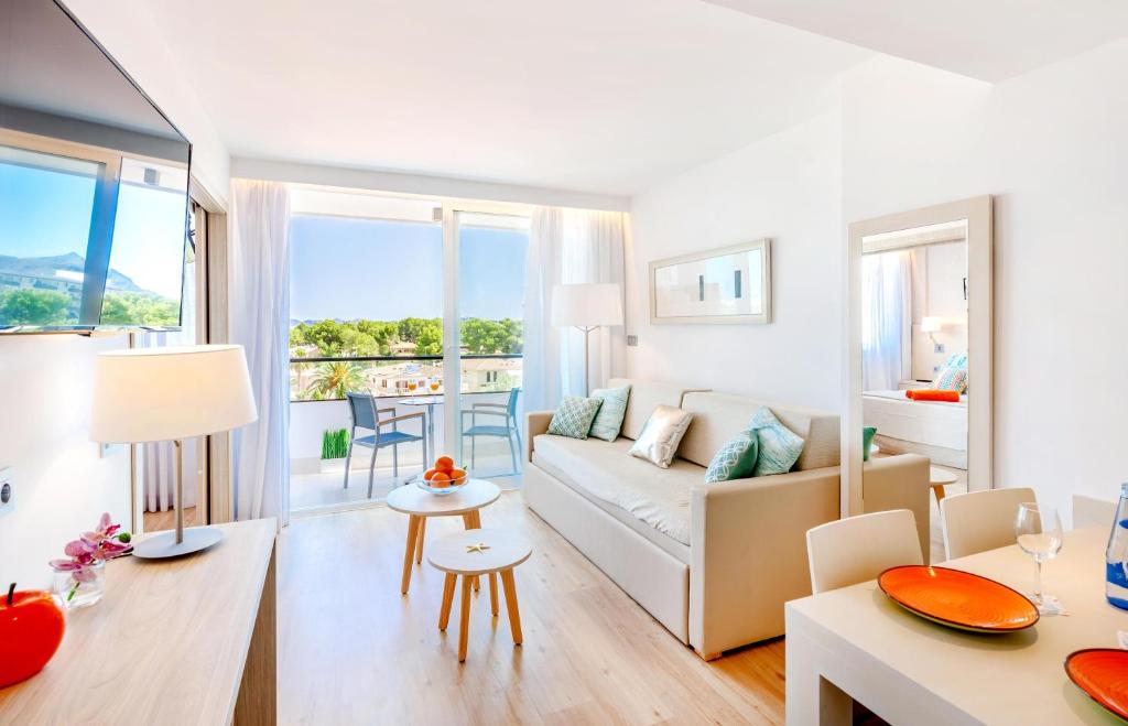 VIVA Eden Lago — Hotel rooms in Alcudia, Balearic Islands