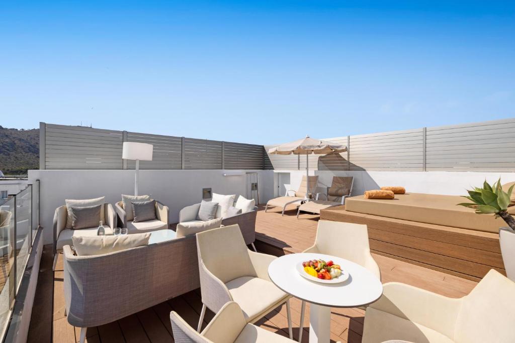 VIVA Sunrise — Restaurant & bars in Alcudia, Balearic Islands