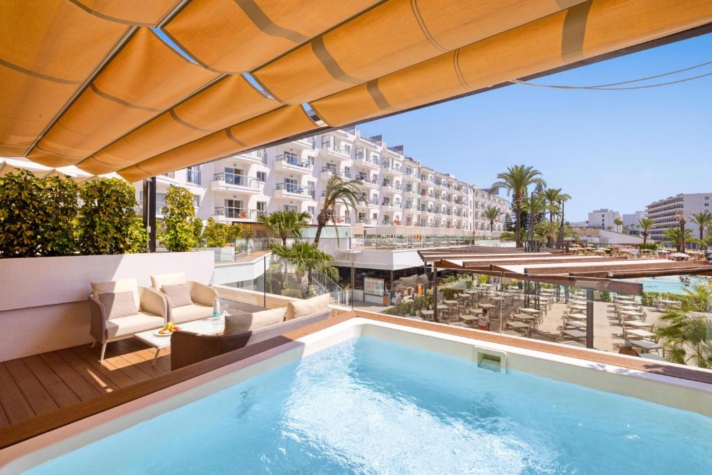 VIVA Sunrise — Hotel building in Alcudia, Balearic Islands