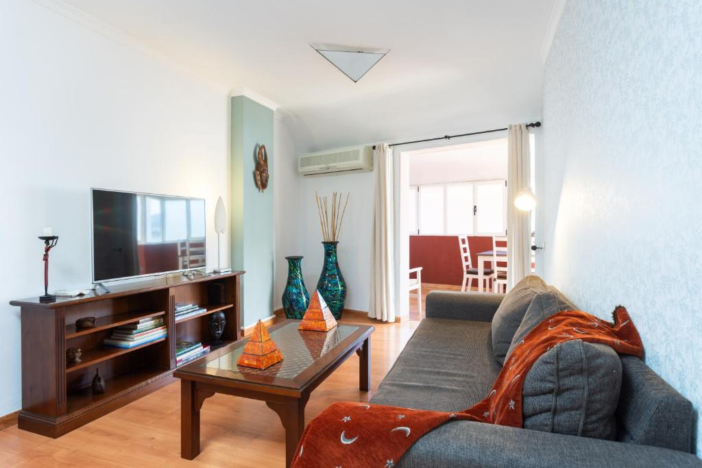 Home2Book Bereber Apt Santa Cruz Center, Terrace - 4