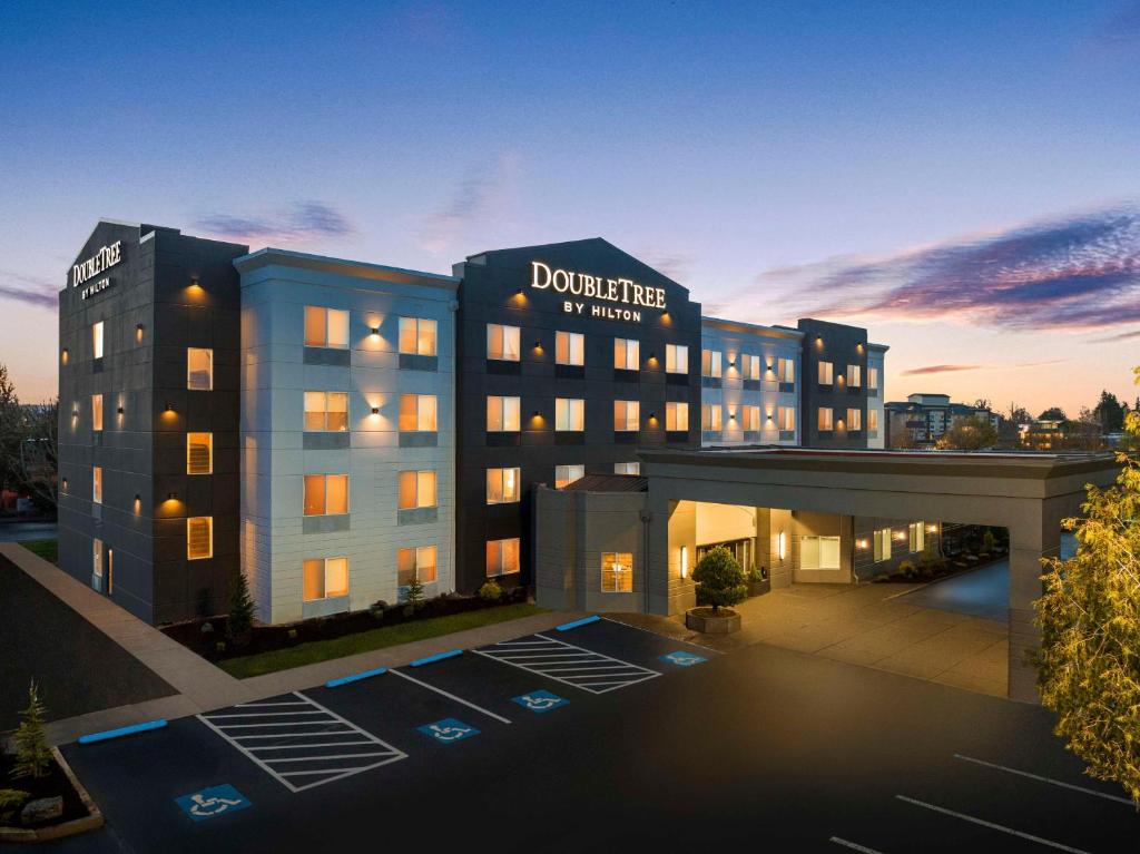 DoubleTree by Hilton North Salem, Salem