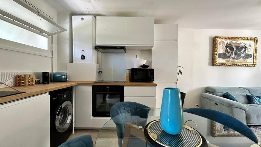 B023 Tres bel appartement proche de la mer a Cannes - 5