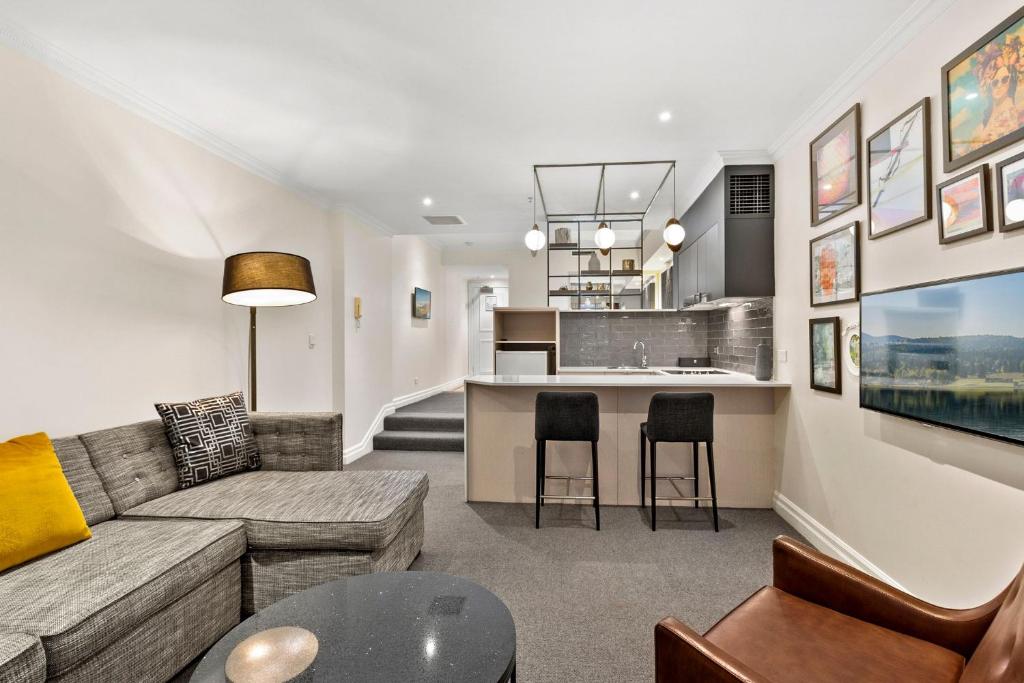 KozyGuru Stylish Studio In Prime CBD, Sydney