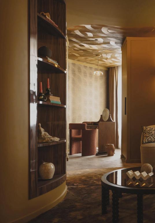 Hotel Gounod Fully Renovated - 5