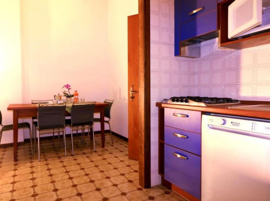 Elegant seafront residence in Bibione - 3