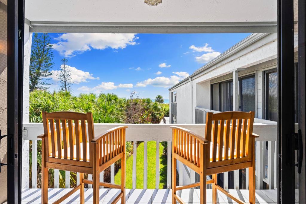 Just Beachy By Beachside Management, Siesta Key