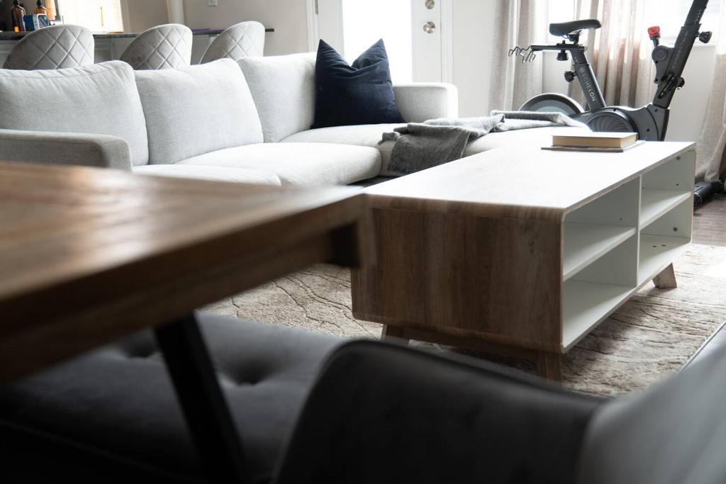 Transpark Home, Ottawa