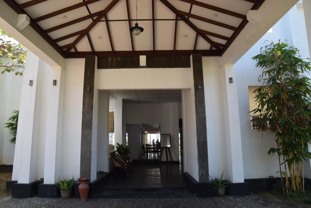 1. 산말리 비치 호..