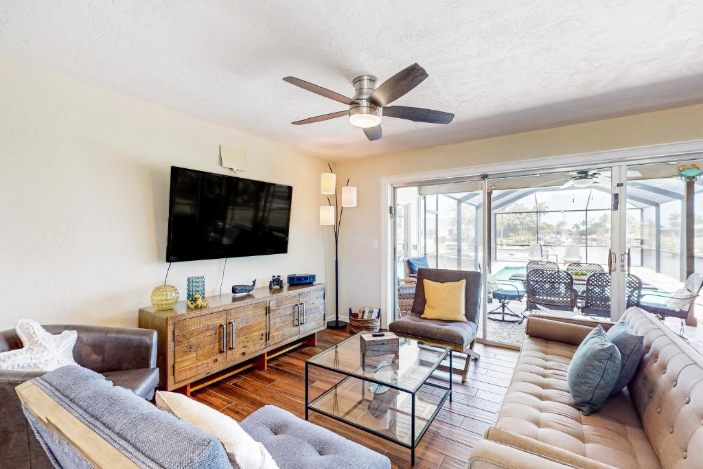 Sunny Side Up, Cape Coral