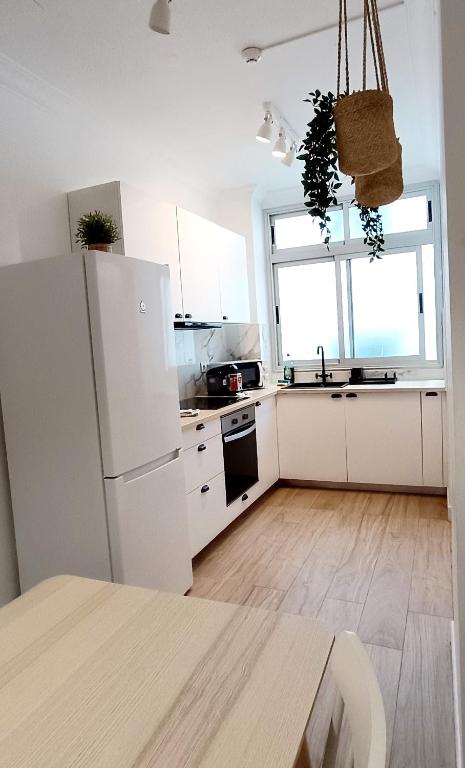 Canteras beach apartment +3Bed +2Bath +Wifi - 2