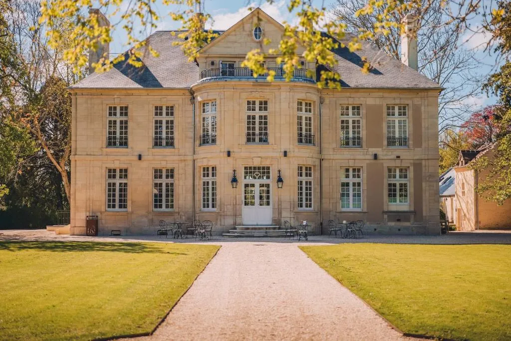 Domaine de Coeurmandie - Hôtel Château, hotel in Bény-sur-Mer