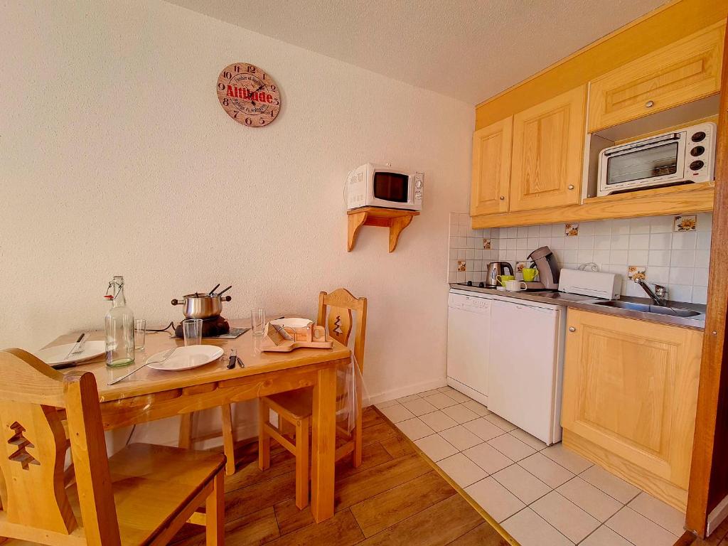 Studio Lumineux au Pied des Pistes avec Balcon – 3 Pers. - FR-1-344-1056 - 2