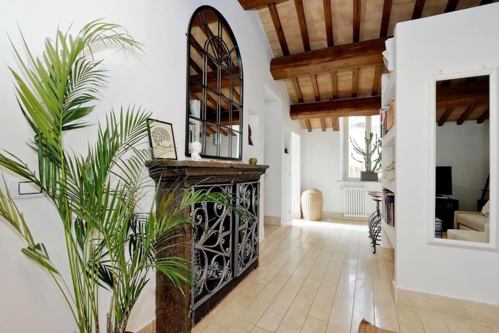 Pantheon Stylish Attic - 3