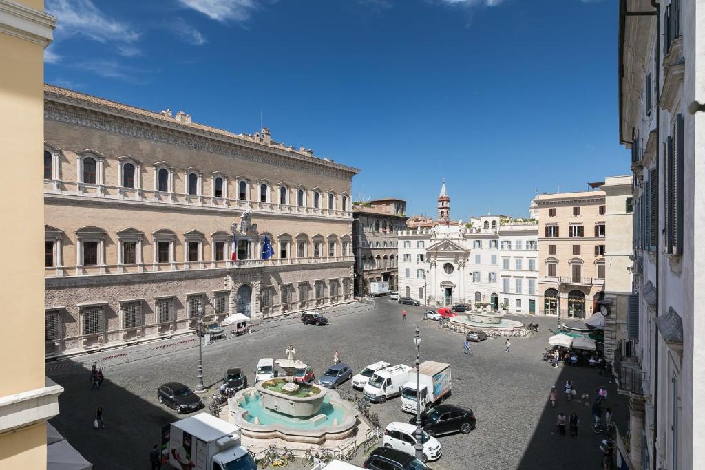 Farnese Charming Apartment - 2