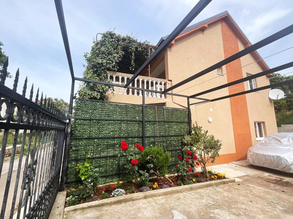 Mari's Apartment - 3