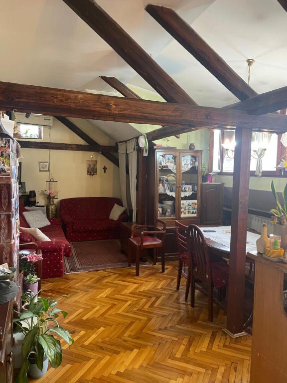 Close to Slavia square apartment - 1