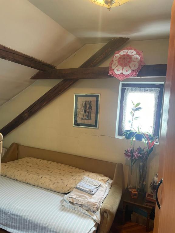 Close to Slavia square apartment - 5