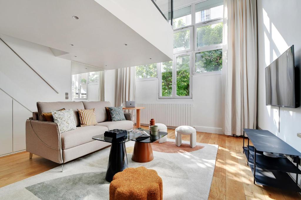 Amazing Loft 2BR - Eiffel Tower - 2