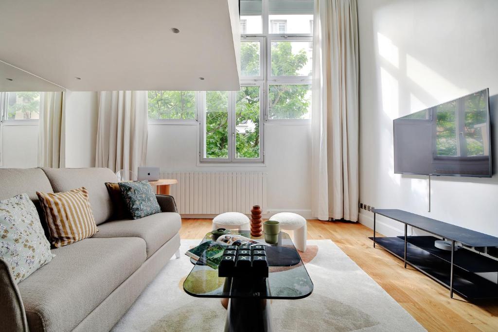 Amazing Loft 2BR - Eiffel Tower - 3