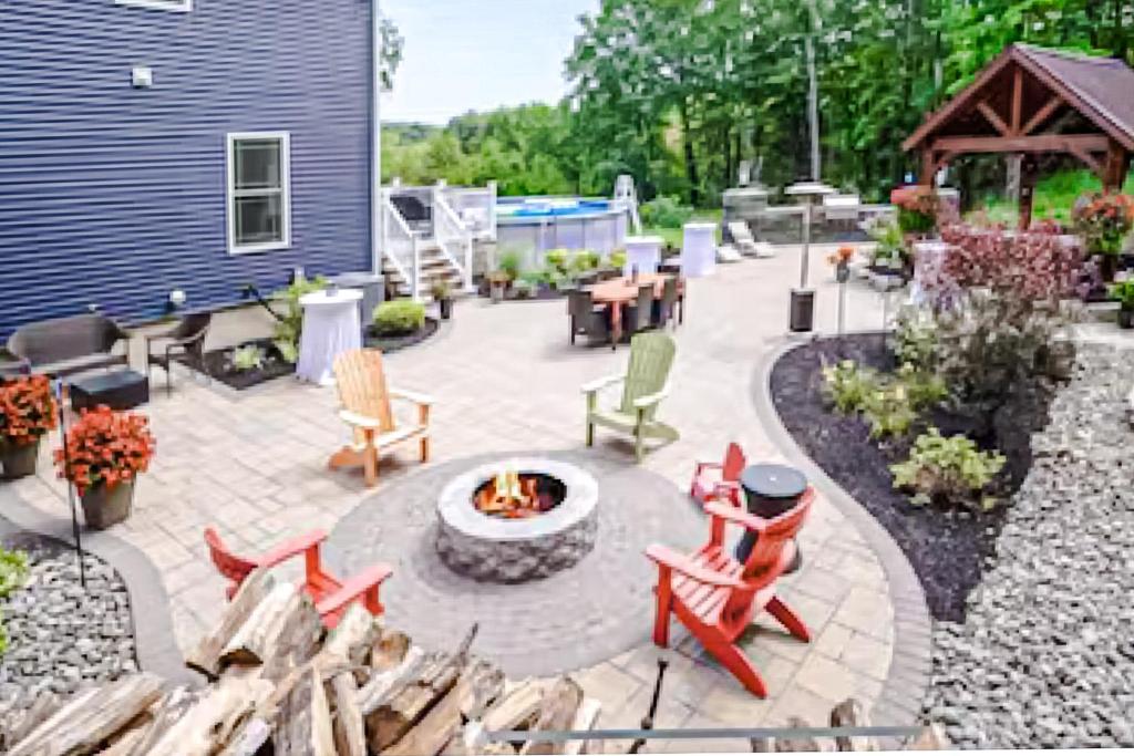 S'mores Corner, Highland