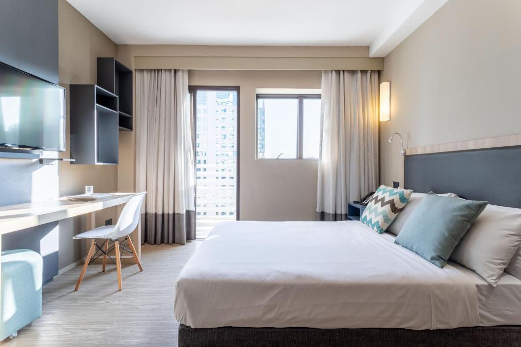 Charlie Alphaville, Barueri