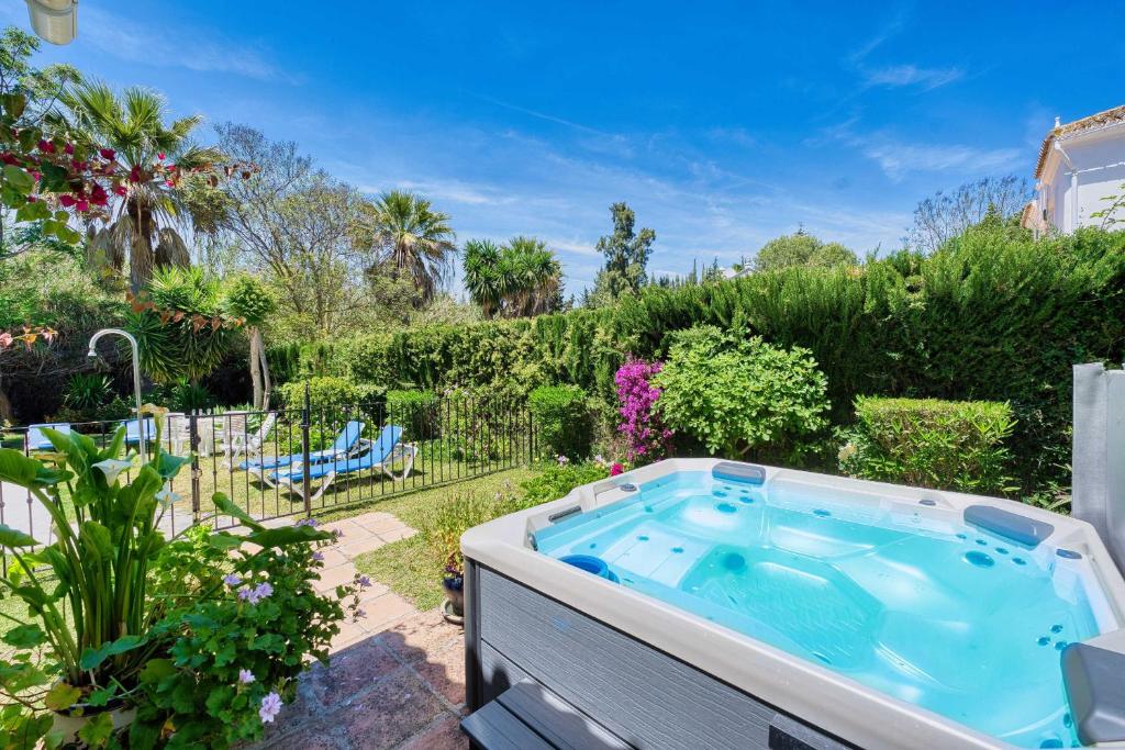 1106 Marbella Large Family Villa - 2